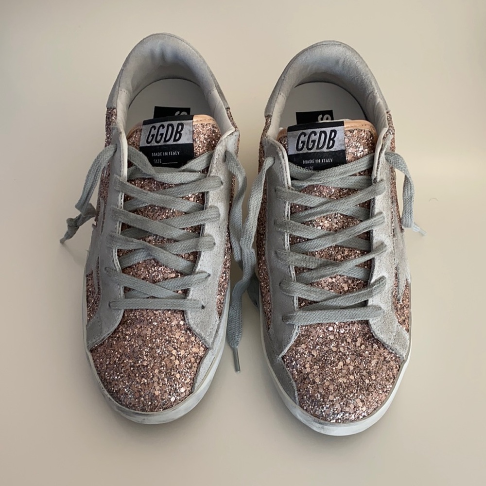 Women’s Golden Goose superstar sneakers